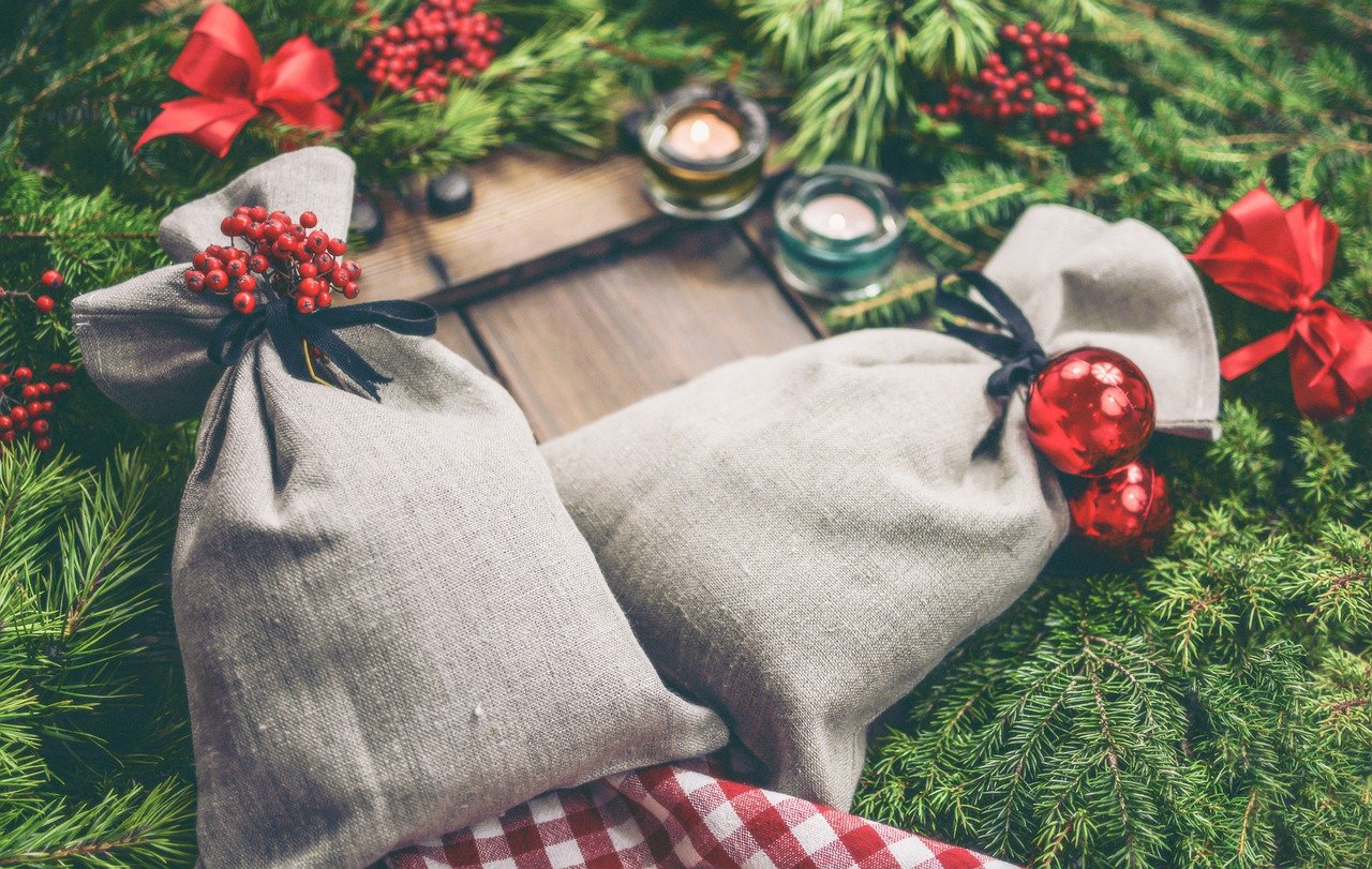 ๐ Top 10 Best Stocking Stuffers Under $15 (2024 Guide) ๐ Top 10 Best Stocking Stuffers Under $15 (2024 Guide)