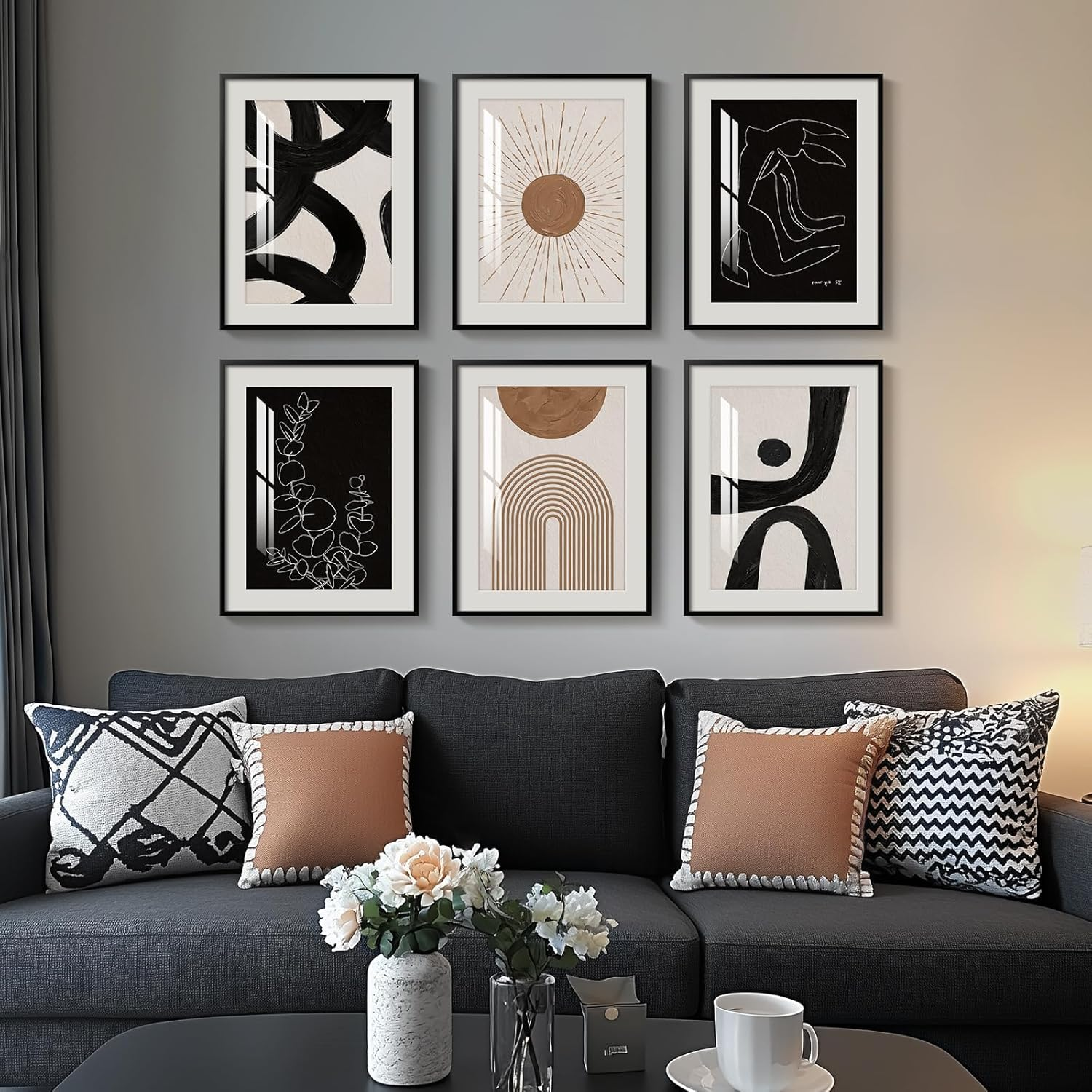 Minimalist Living Room Gallery Wall Ideas