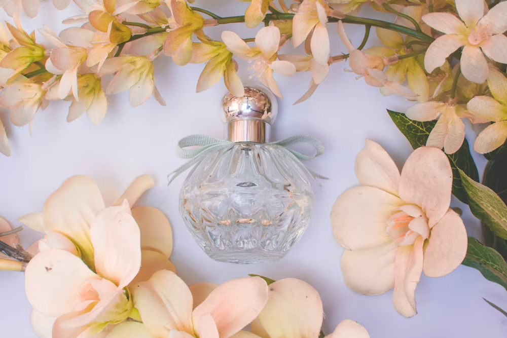 Fragrance and Scent image