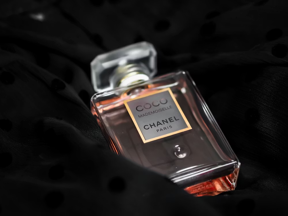 Fragrance and Scent image
