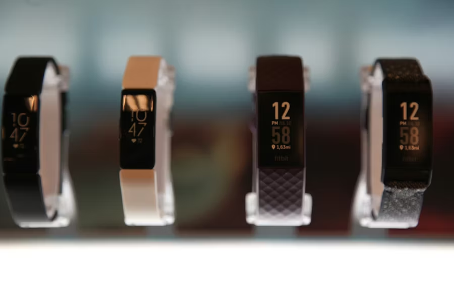 Wearable Tech and Smart Fashion image