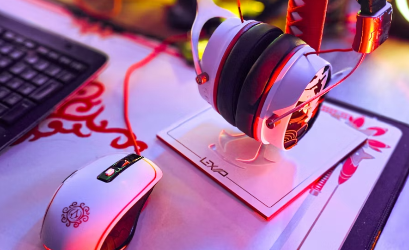 Esports and Competitive Gaming image